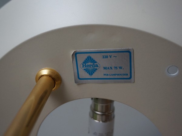 Herda-tafellamp-vintage-Memphis-Conical-table-lamp-Memphis-Dutch-postmodern- 00002